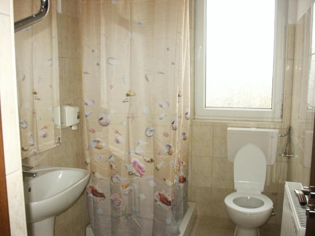Hotel Astra Braşov Rum bild