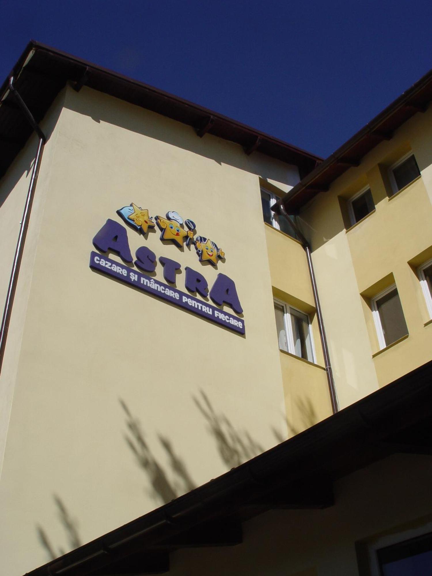 Hotel Astra Braşov Exteriör bild